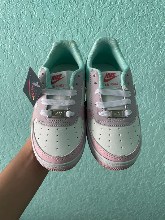 Pink/white shoes